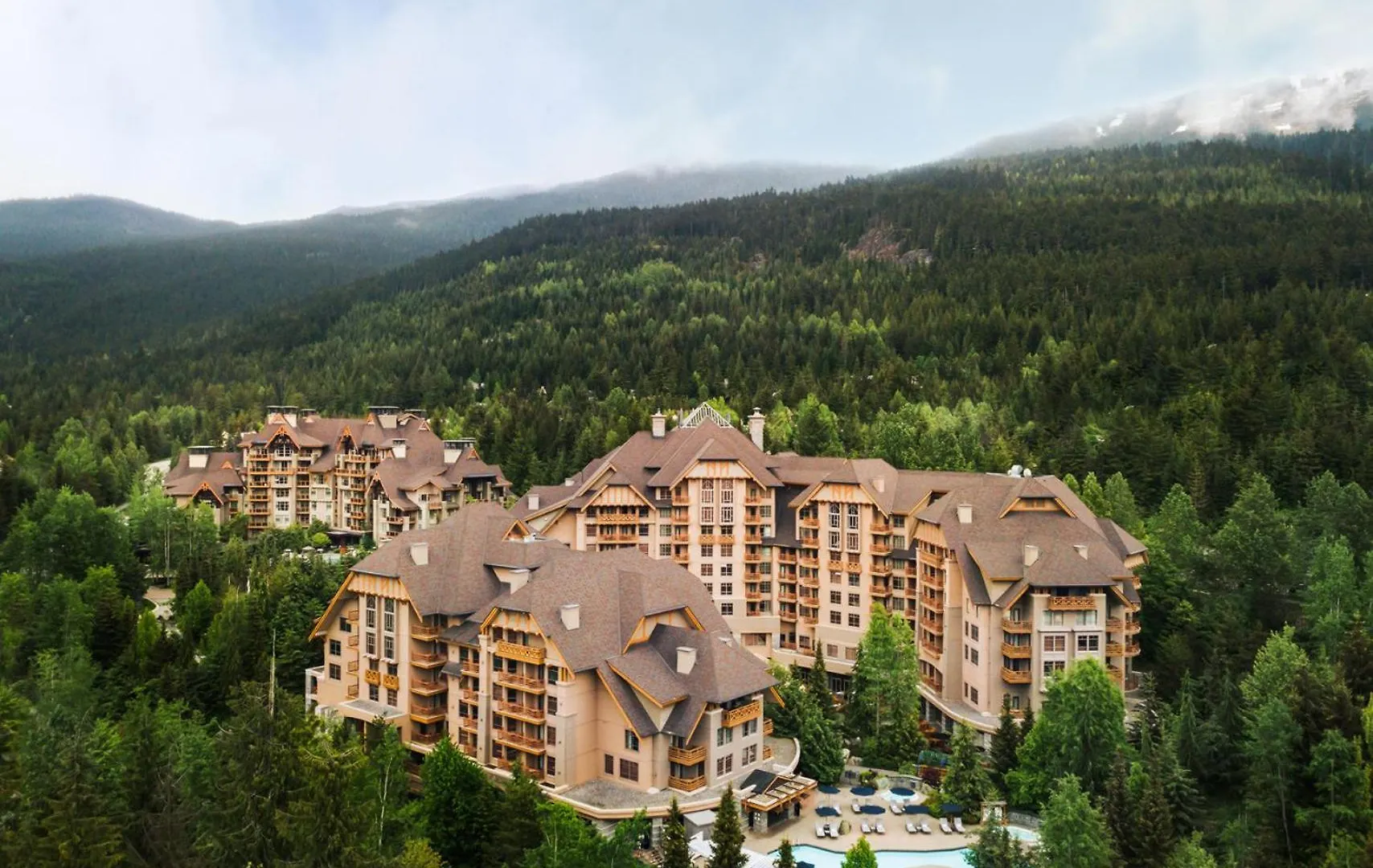 9 Resorts Incontournables à Découvrir dans l'Ouest Canadien